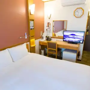 Toyoko Inn Yokohama Kannai - 37