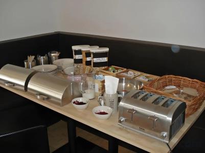 Five Elements Hostel and Capsules Frankfurt - 14