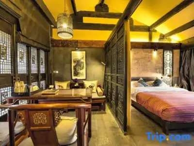 Lijiang Ten Courtyard Inn - 36