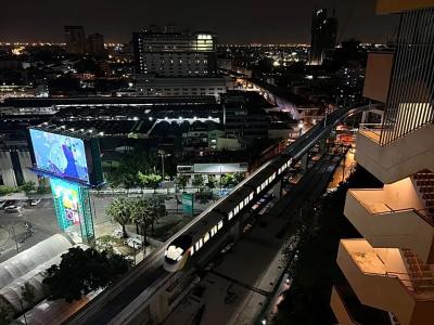 Mall Suites - 345