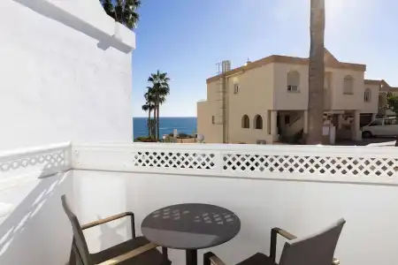 Resort Ramada & Suites by Wyndham Costa del Sol - 35