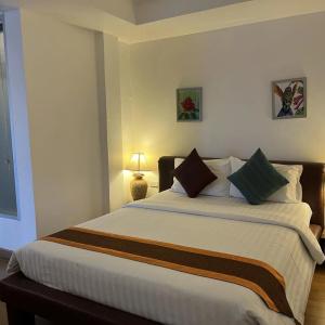 The Bedrooms Boutique - 37
