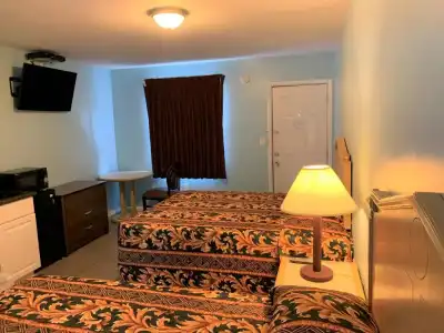 Franklin Terrace Motel - 2