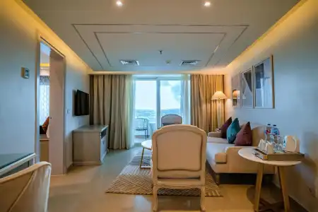 SUNRISE Alex Avenue - 40