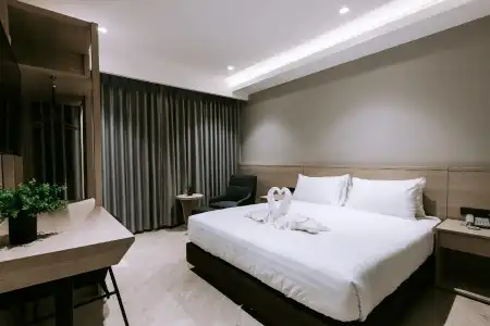 The Rich Korat - 69
