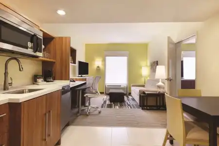 Home2 Suites by Hilton College Station - 47