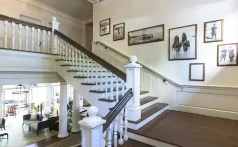 Moana Surfrider, A Westin Resort & Spa, Waikiki Beach - 11