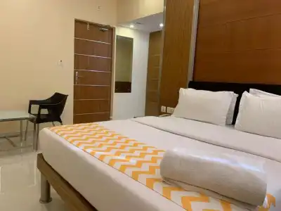 OYO 17123 Sandesh Kingston - 25