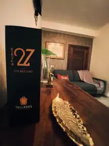 Studio 27 Backpackers - 104