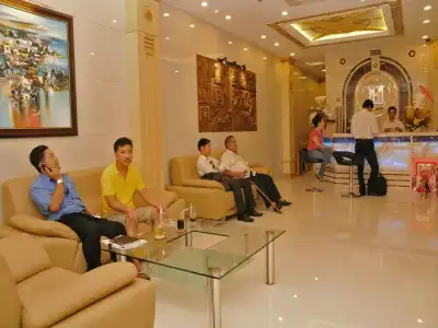 Gia Huy - 18