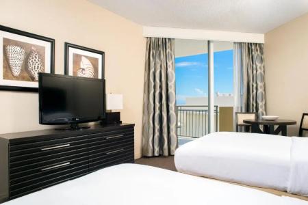 DoubleTree Resort & Spa by Hilton Ocean Point-N. Miami Beach - 47
