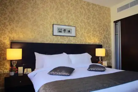 City Rose Suites - 56