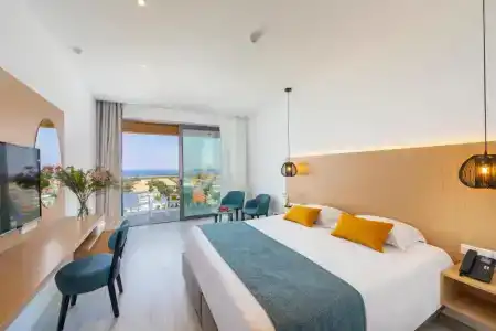Leonardo Crystal Cove & Spa by the sea - Adults Only - 74