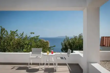 Peninsula Resort & Spa - 40