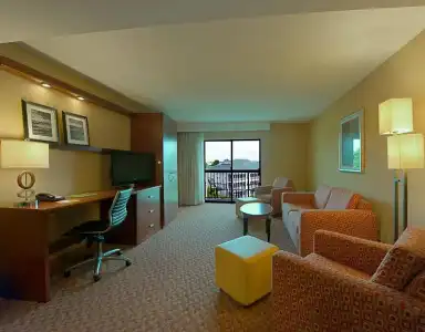 Courtyard by Marriott Myrtle Beach Barefoot Landing - 6