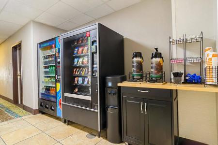 Holiday Inn & Suites RICHMOND - WEST END by IHG - 12