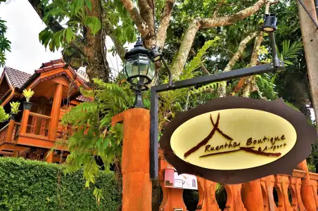 Ruenthai Boutique - 12