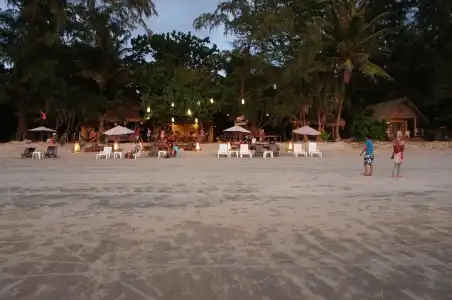 Lazy Hut - 16