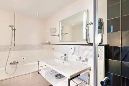 Wyndham Duisburger Hof - 33