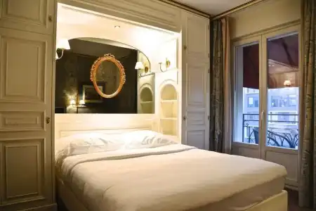 Carlton Lausanne Boutique - 54