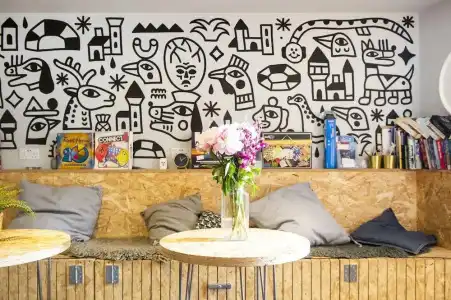 Haystack Hostel - 37