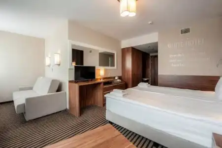 White Resort - 4