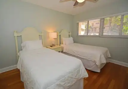 Westwinds Waterfront Resort - 15