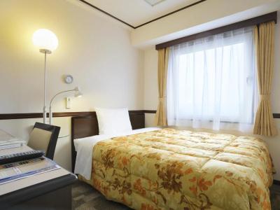 Toyoko Inn Jr Kobe Eki Kita Guchi - 86