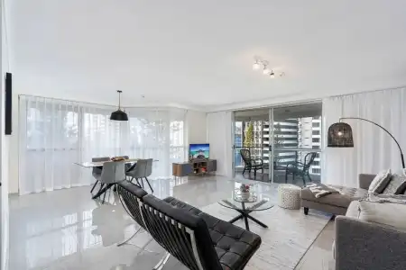 Baronnet Apartments - 160