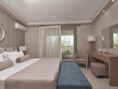 Koukounaria & Suites - 29