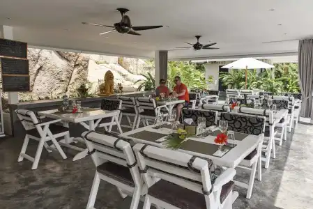 CoconutsPalm Resort - 36