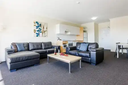 Perth Ascot Central Apartment - 32