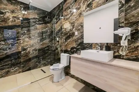 Bamboo Suites Adults Only - 76