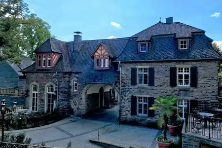 Schloss Lieser, Autograph Collection - 12