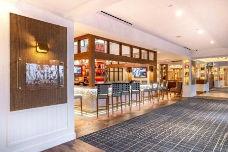 The Waterfront Beach Resort, A Hilton - 27