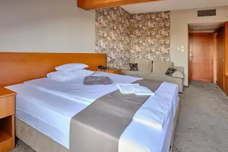 Lugas Wellness - 18