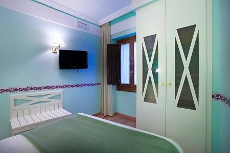 Suites Gran Via 44 Apartahotel - 51