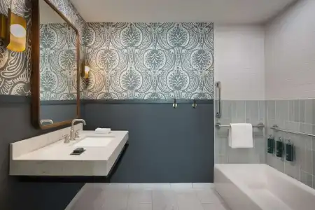 DoubleTree Suites by Hilton Lexington - 56