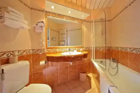 Best Western Beausejour - 86