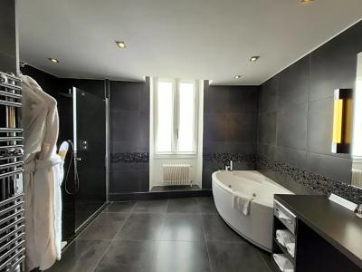 Chapeau Rouge PAR William Frachot - Hôtel Espace Bien-être & Restaurant étoilé - 61