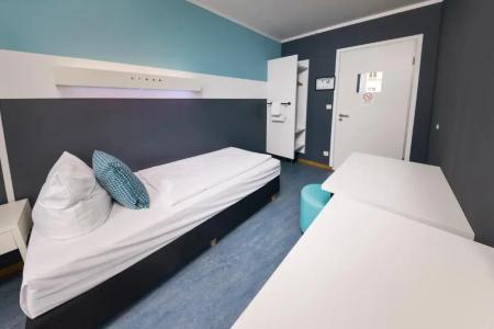 Old Town Hostel - 26