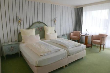 Sure by Best Western Rhoen Garden - 76