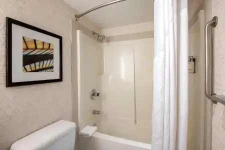 Holiday Inn Express Kamloops by IHG - 9