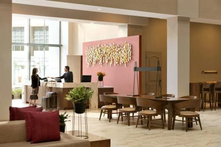 Embassy Suites by Hilton Phoenix Downtown North - 43