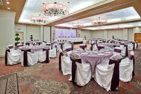 Holiday Inn & Suites Ottawa Kanata by IHG - 29