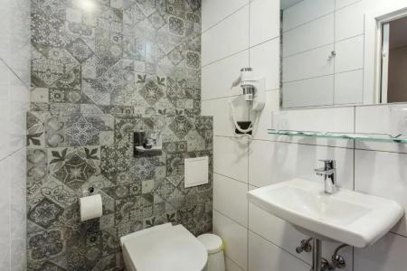 Old Town Trio Hostel Rooms - 40