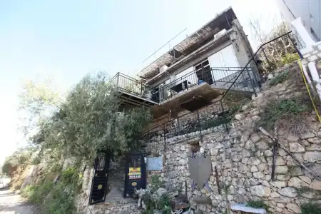 Villa "Oda E Miqve" - 0