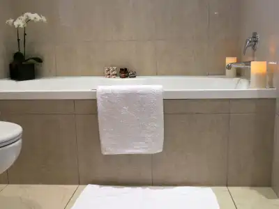 Merivale Manor - 9