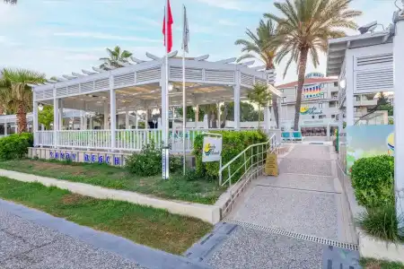 Sandy Beach - All Inclusive - 29