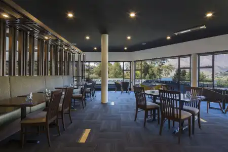 Holiday Inn Queenstown Frankton Road by IHG - 25